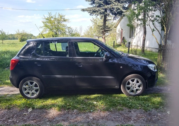 Skoda Fabia cena 13500 przebieg: 174000, rok produkcji 2008 z Chełm małe 137